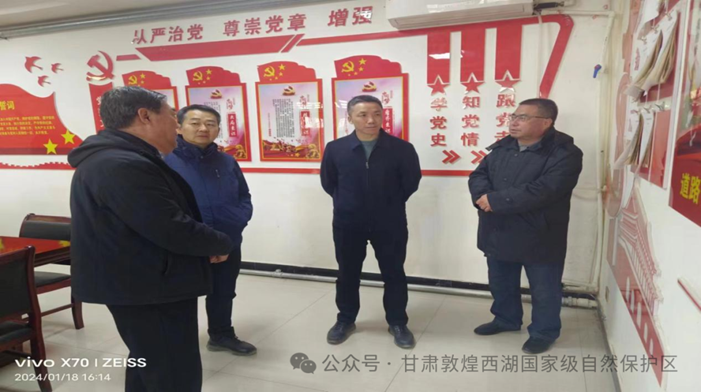 clip_image004.png clip_image004.png